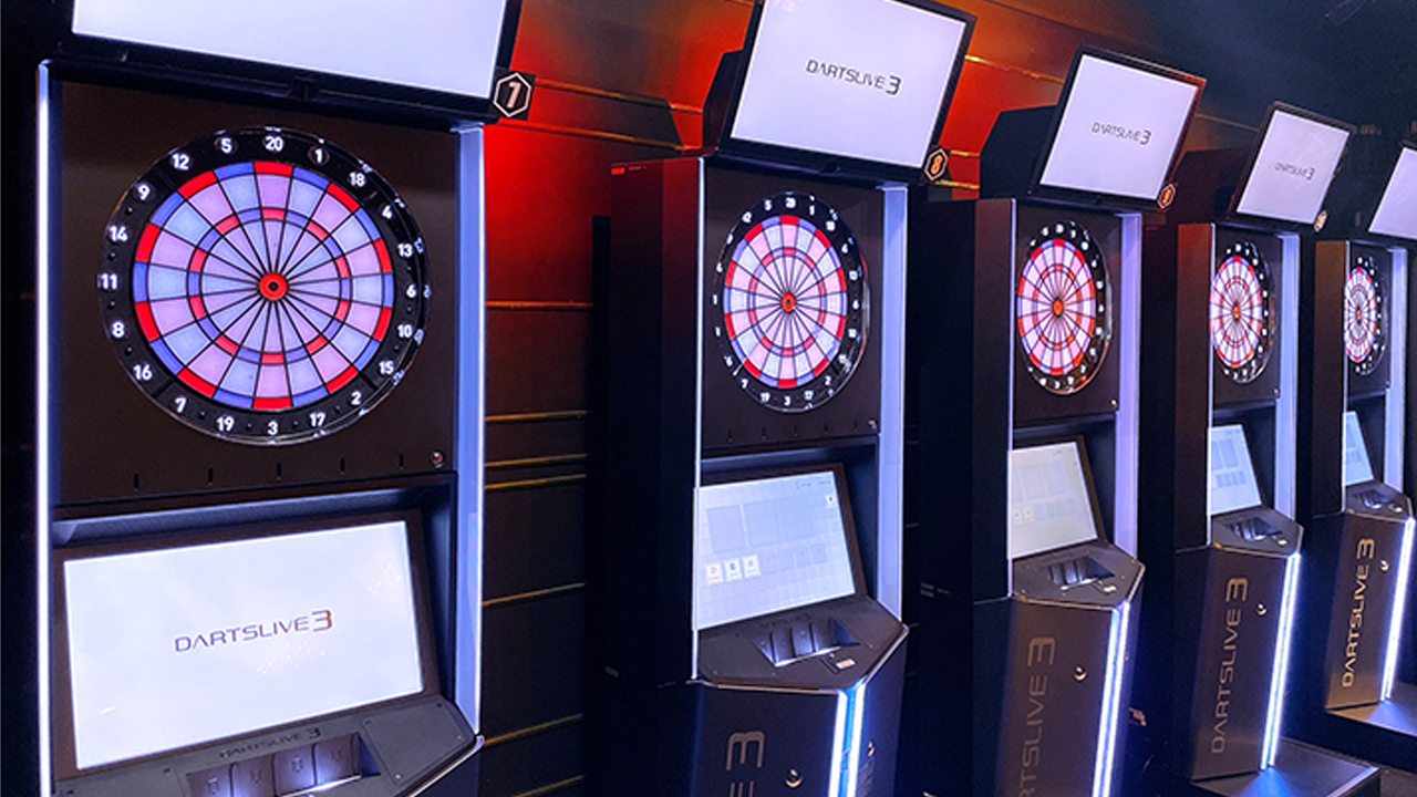 ダイニングダーツバーBee 立川SOUTH店 内観