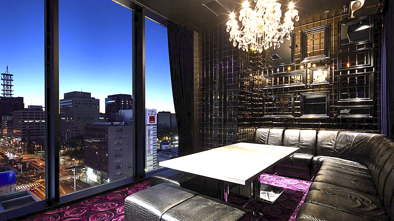 BeeRUSH 錦店 内観